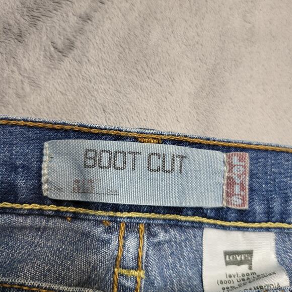 Levi's Jeans Womens 8 Long Blue Denim Boot Cut Stretch Classic Zip Fly Casual - Picture 3 of 12